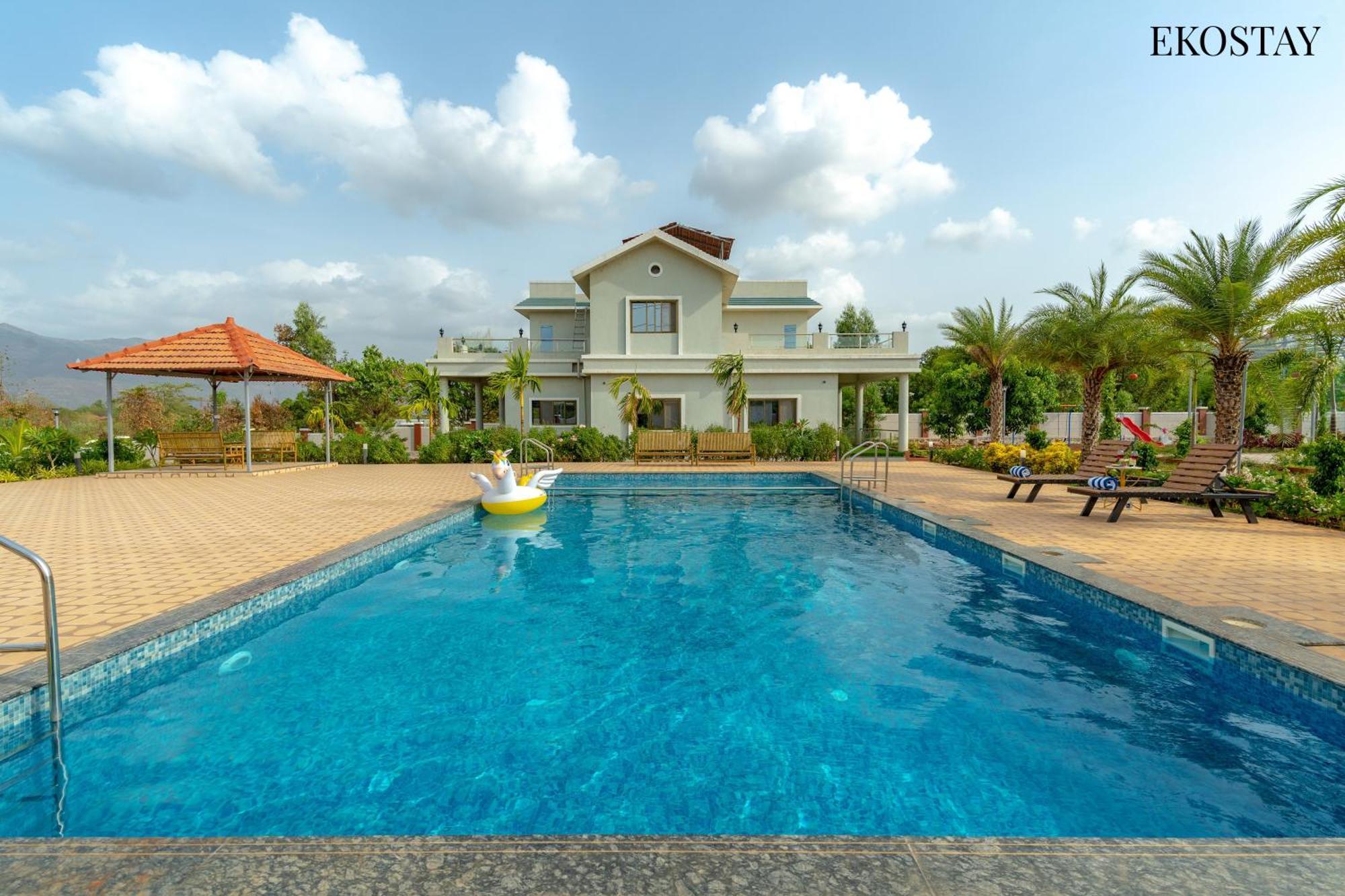 Ekostay Gold Palm Estate I Cricket Turf I Rain Dance I 2 Acre Property Карджат Экстерьер фото