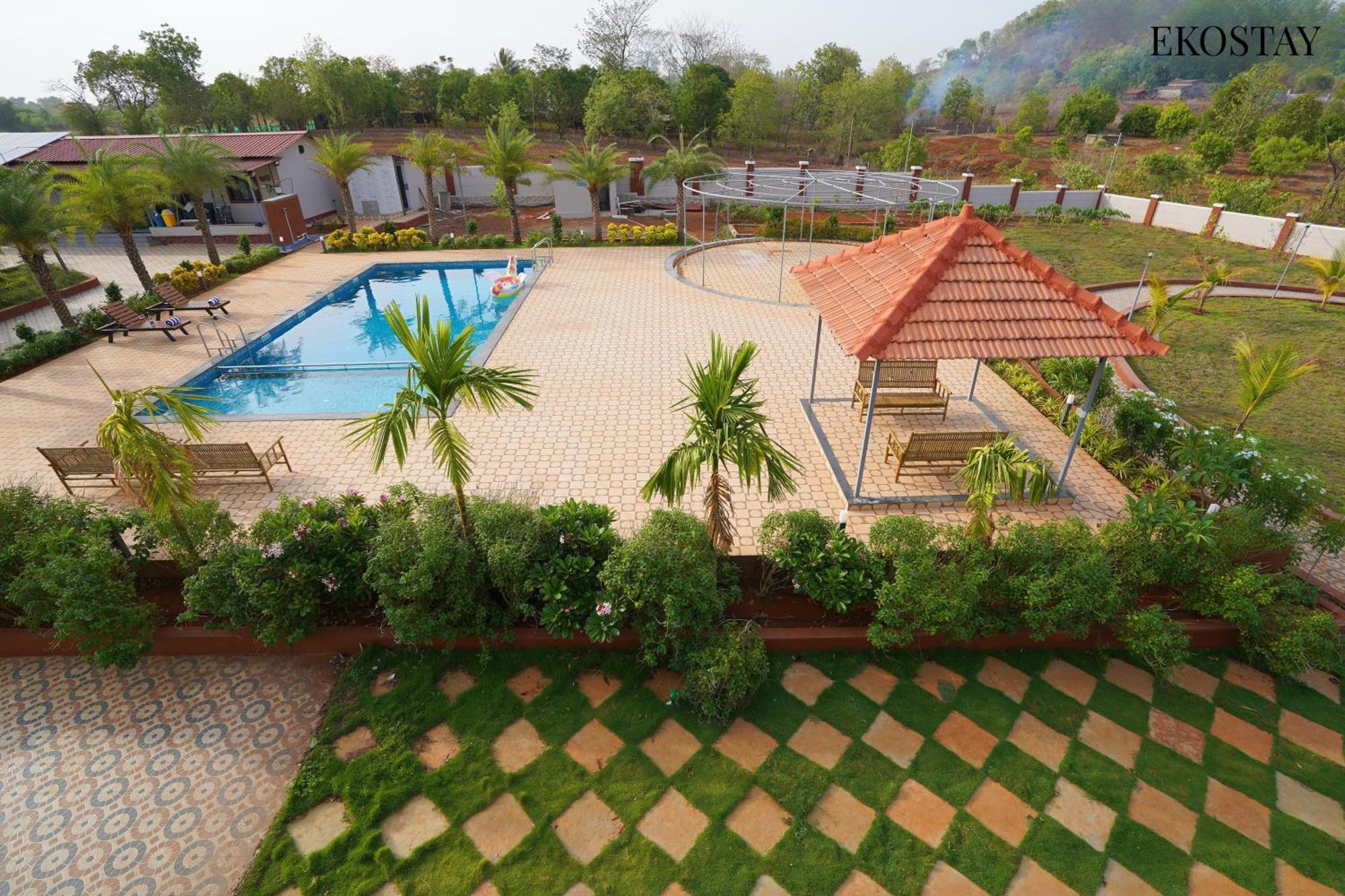 Ekostay Gold Palm Estate I Cricket Turf I Rain Dance I 2 Acre Property Карджат Экстерьер фото